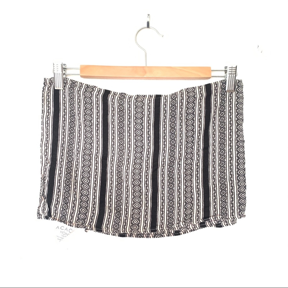 $75(v) Acacia Honey Kuau Pareo